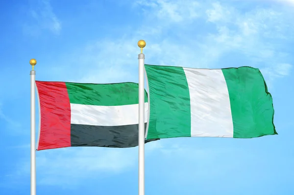 Emiratos Árabes Unidos Nigeria Dos Banderas Asta Bandera — Foto de Stock