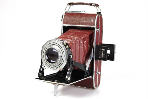 Câmera Antiga Vintage Com Fole Cinquenta Contra Fundo Branco — Fotografia de Stock