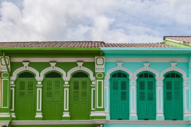 Phuket, Tayland 'da eski bir Portekiz binası. Eski bina Phuket 'in çok ünlü bir turistik mekanıdır..