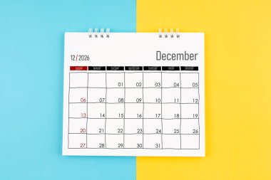 Aralık 2026 mavi ve sarı arkaplan takvimi.