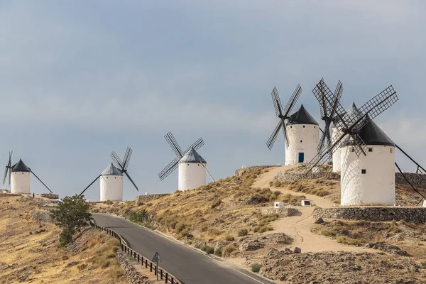 Old windmills in the landscape of consuegra — Stock Photo, Image