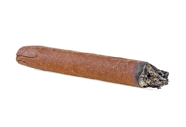 Cigare Brun Brûlé Sur Fond Blanc — Photo