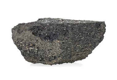 Beyaz bir arka plan üzerinde asfalt parçası