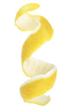 Spiral limon kabuğu üzerinde izole beyaz arka plan, yakın çekim.
