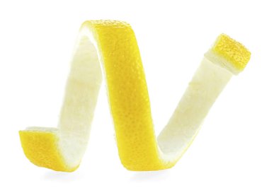 Taze limon kabuğu beyaz arka planda izole edilmiş. Sağlıklı yemek..