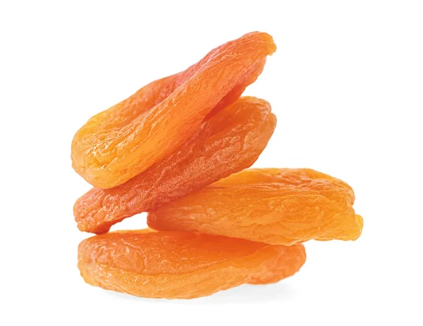 Köstliche getrocknete Aprikosen isoliert auf weißem Hintergrund — Stockfoto
