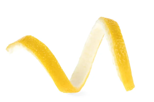 Свежая кожура лимона выделена на белом фоне. Лимонный поворот. H — стоковое фото