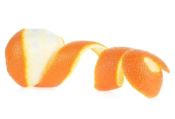 Orangengeschälte Spirale isoliert auf weißem Hintergrund. geschälte Orange — Stockfoto