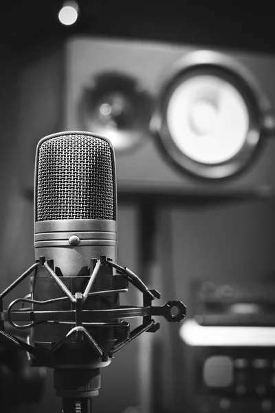 Mikrofon Głośnik Studio Dźwiękowe — Zdjęcie stockowe