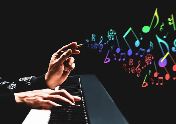 Manos Compositor Masculino Componiendo Una Canción Piano Composición Canciones Concepto — Foto de Stock