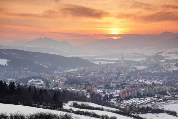 Splendente Cielo Rosso Sole Tramonto Complessi Residenziali Epoca Socialista Della — Foto Stock