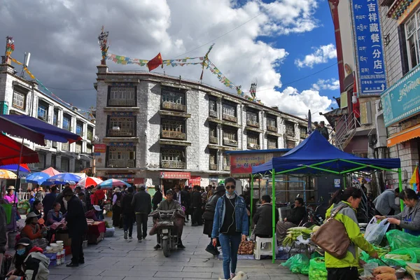 Tybet Lhasa Chiny Czerwca 2018 Ulicy Trading Starym Mieście Lhasa — Zdjęcie stockowe