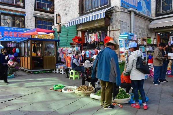 Tibete Lhasa China Junho 2018 Comércio Rua Vegetais Cidade Velha — Fotografia de Stock