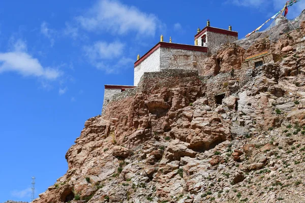 Chiny Tybet Chiu Gompa Klasztor Wzgórzu Nad Brzegiem Jeziora Manasarovar — Zdjęcie stockowe