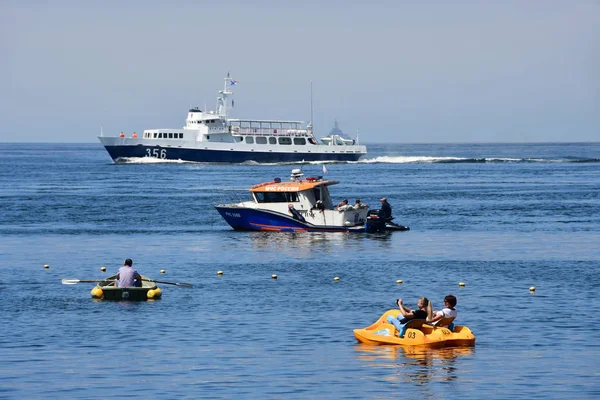 Vladivostok Rusland Juli 2018 Emergency Boot Andere Kleine Boten Baai — Stockfoto