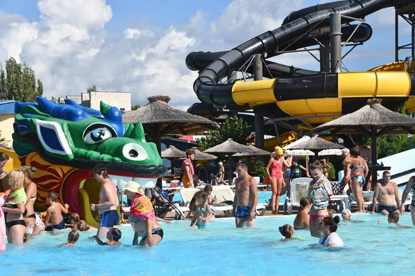 Anapa Rusko Července 2018 Lidé Vodním Parku Golden Beach Anapa — Stock fotografie