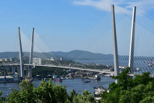 Rusia Puente Sobre Bahía Del Cuerno Oro Vladivostok Día Soleado —  Fotos de Stock