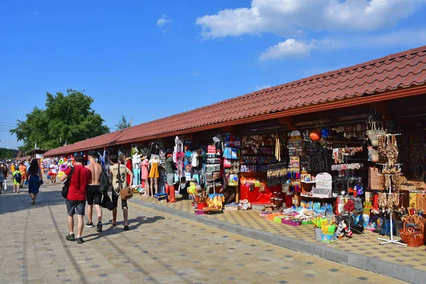 Anapa Russland Juli 2018 Viele Spaziergänger Entlang Der Promenade Anapa — Stockfoto