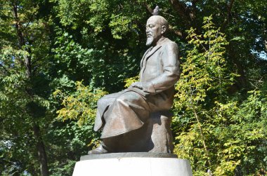 Moskova, Rusya, Ağustos, 12, 2018. Kazak şair ve düşünür abay Kunanbayev yaz Chistoprudny Bulvarı Moskova'da Anıtı