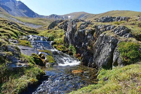 Russia Caucasus Arkhyz Small Waterfall Source River Gabulu Chat Sunny — Stock Photo, Image