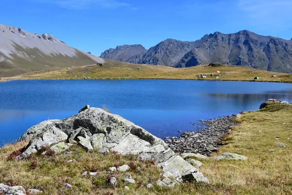 Russie Arkhyz Atsgarskoïe Lac Des Lacs Zagedanskoye Pyatiozerye Zagedan Rocher — Photo