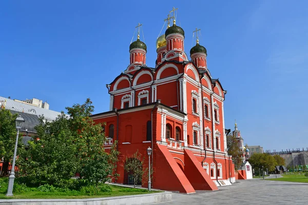 Moscow Znamensky Cathedral Znamensky Monastery Varvarka Street Summer — Stock Photo, Image