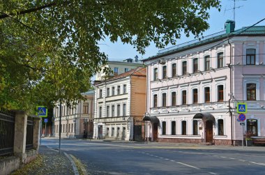 Moskova, Rusya, 01 Eylül 2018, Vorontsovo Pole street, sonbaharda Moskova