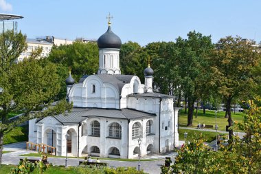  Moskova, Rusya, Eylül, 01, 2018. Anna, 16. yüzyıl başında gebe Kilisesi. Tarihi bölge, Zaryadye yaz aylarında. Moscow, Rusya Federasyonu
