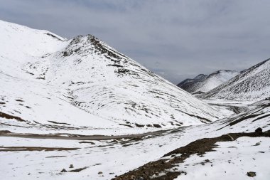 Tibet Platosu, pass La Chen La Haziran ayında alanında