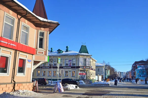 Archangelsk Russland Februar 2018 Spaziergänger Auf Aussicht Chumbarov Luchinsky Abends — Stockfoto