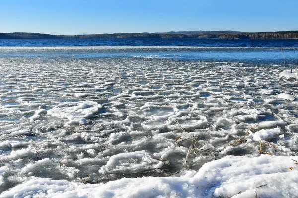 Rússia Southern Ural Região Chelyabinsk Lago Uvildy Dia Gelado Ensolarado — Fotografia de Stock