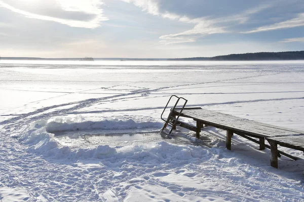 Het Gat Bruggen Lake Uvildy Winter Chelyabinsk Regio Zuidelijke Oeral — Stockfoto