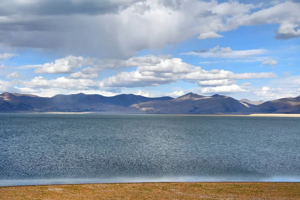 Çin Tibet Kutsal Yaz Aylarında Göl Chovo 4765 — Stok fotoğraf