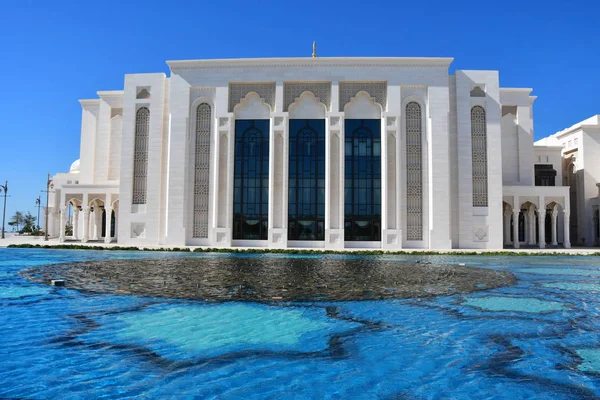 阿拉伯联合酋长国阿布扎比 2019年3月19日 阿拉伯联合酋长国阿布扎比市的 Qasr Watan 国家宫 总统府 — 图库照片