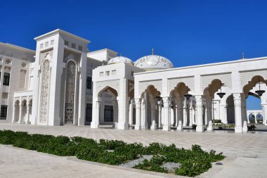 Abu Dhabi, Arap Emirlikleri, Mart, 19, 2019. Güneşli bir gün başkanlık sarayında Arap Emirlikleri Abu Dabi şehrinde
