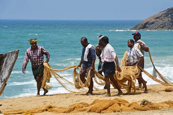 Kovalam Kerala India Marzo 2019 Pescadores Tienda Del Océano Índico — Foto de Stock