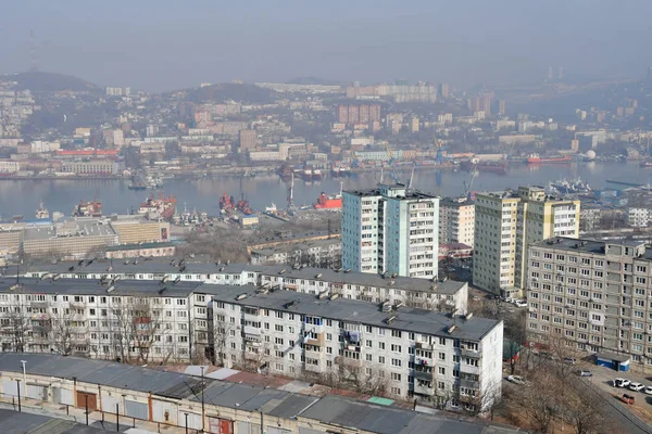 Vladivostok Rusya Şubat 2019 Kış Vladivostok Bir Pus Planda Okatovaya — Stok fotoğraf