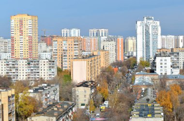 Balashikha, Rusya, 19 Ekim 2014. Sonbaharda Moskova bölgesinde Balashikha şehir görünümü