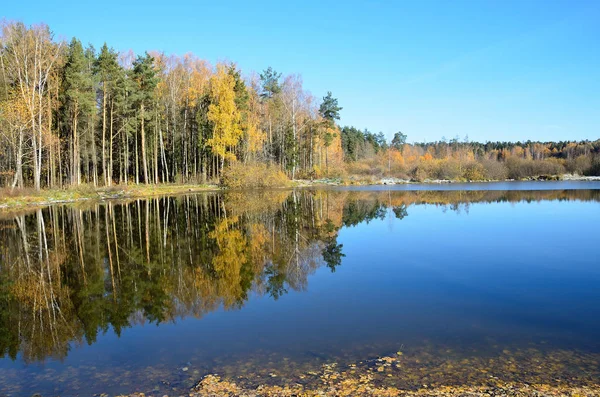 Rusko Moskevské Území Město Balashikha Jezero Baboškino Podzim — Stock fotografie