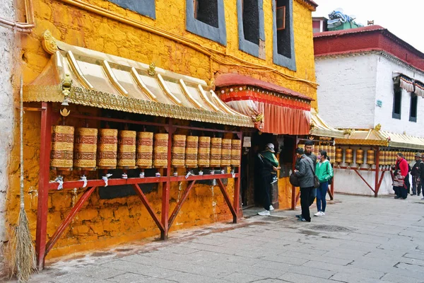 Tibet Lhasa China Junio 2018 Personas Que Vienen Uno Los — Foto de Stock