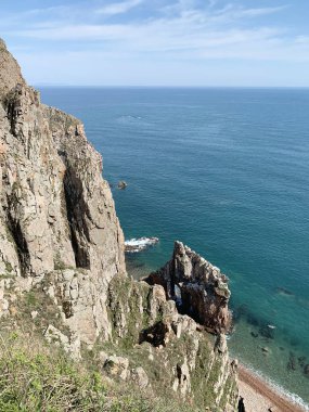 Rusya, Vladivostok. Mayıs ayında Shkot Adası ve Japon denizi