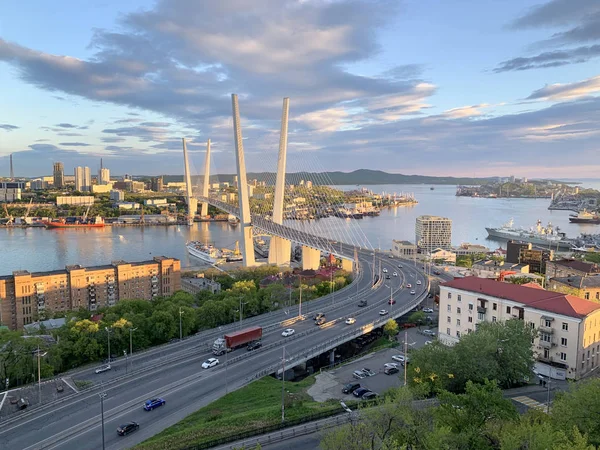 Rusia Vladivostok Puente Oro Sol Poniente —  Fotos de Stock