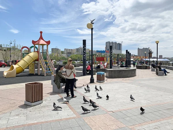 Vladivostok Russie Mai 2019 Les Gens Détendent Sur Promenade Sportive — Photo