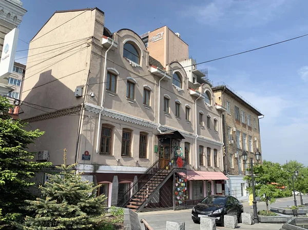 Vladivostok Ryssland Maj 2019 Coffee Shop Gatan Admiral Fokin Historisk — Stockfoto