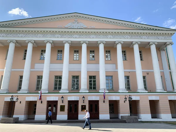 莫斯科 俄罗斯 2019 莫斯科 斯特拉斯特诺伊斯特拉斯特诺大道 街彼得罗夫卡 29加加林王子宫 彼得门的凯瑟琳医院 — 图库照片