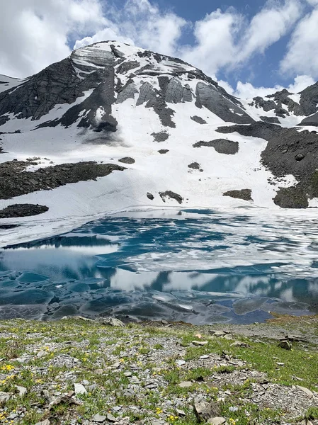 Rusya Kuzey Osetya Dağ Gölü Dzedo Doğu Zrug Zrugskoye Zrugskoe — Stok fotoğraf