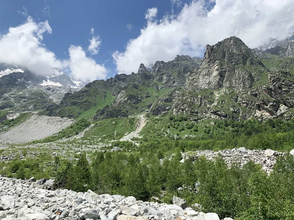 Russia Ossezia Del Nord Alania Cime Delle Montagne Che Incorniciano — Foto Stock