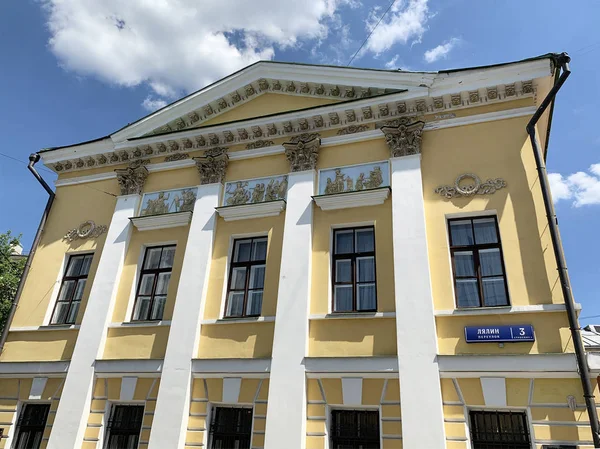 Moskau Russland Uralter Hof Gurjews Der Lyalingasse Haus Jahrhunderte Elemente — Stockfoto