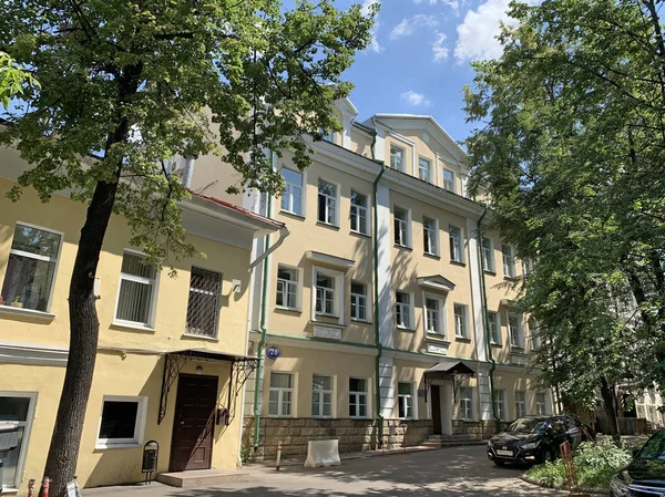 2019年6月20日 ロシア モスクワ モスクワ ポクロフカ通り 28号館 2号館歴史的な建物 — ストック写真