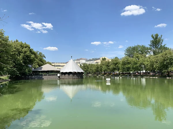 Rusia Estanques Limpios Chistye Prudy Soleado Día Junio Moscú — Foto de Stock